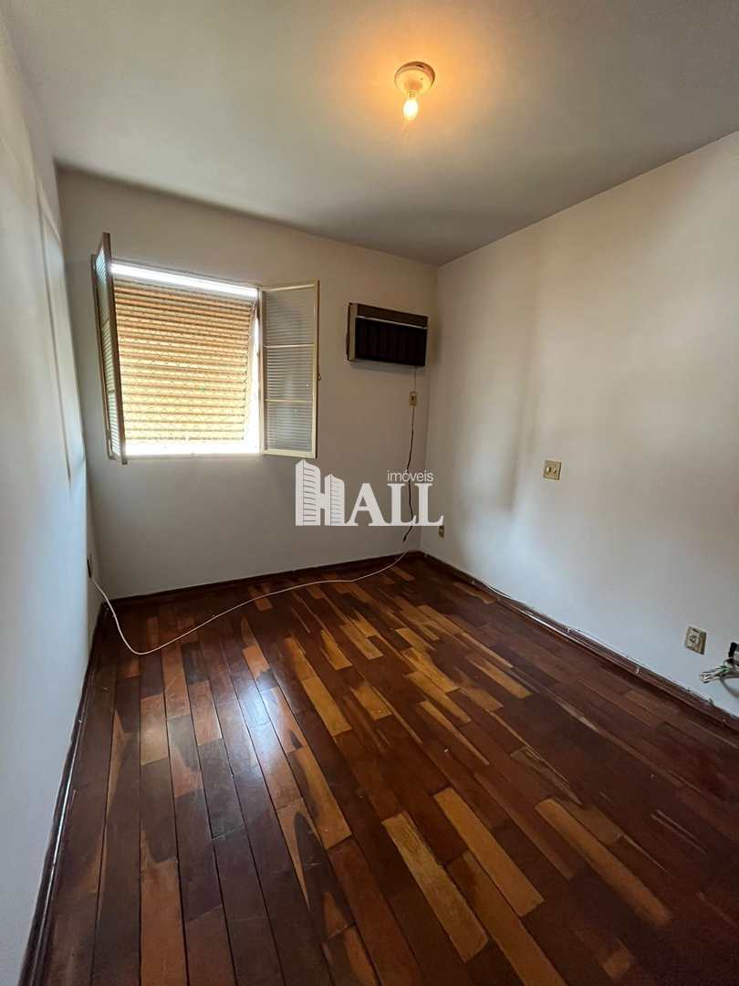 Apartamento à venda com 2 quartos, 63m² - Foto 2