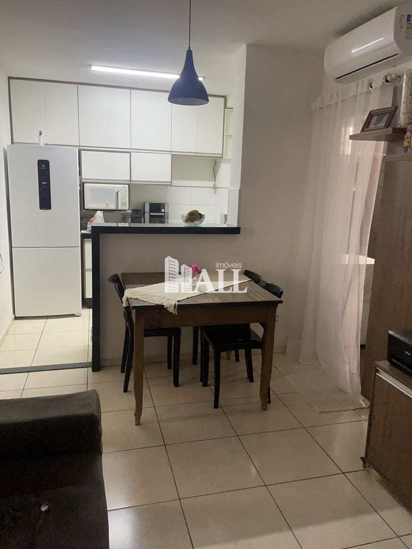 Apartamento à venda com 2 quartos, 42m² - Foto 4