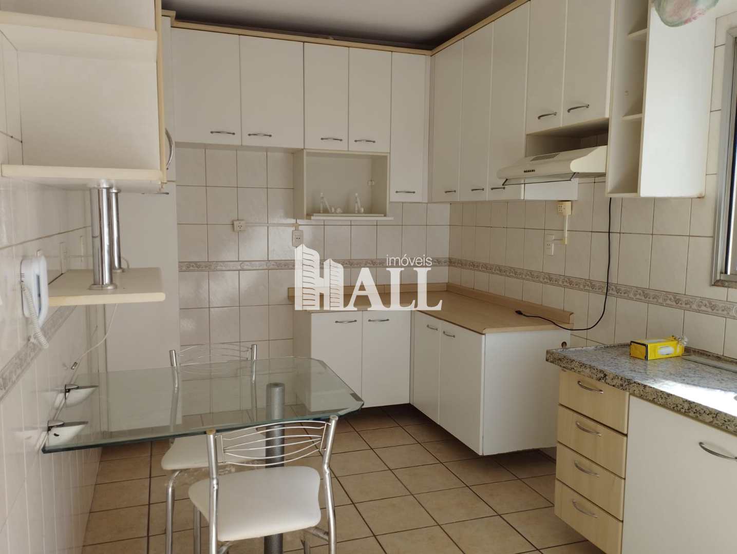 Apartamento à venda com 2 quartos, 63m² - Foto 1