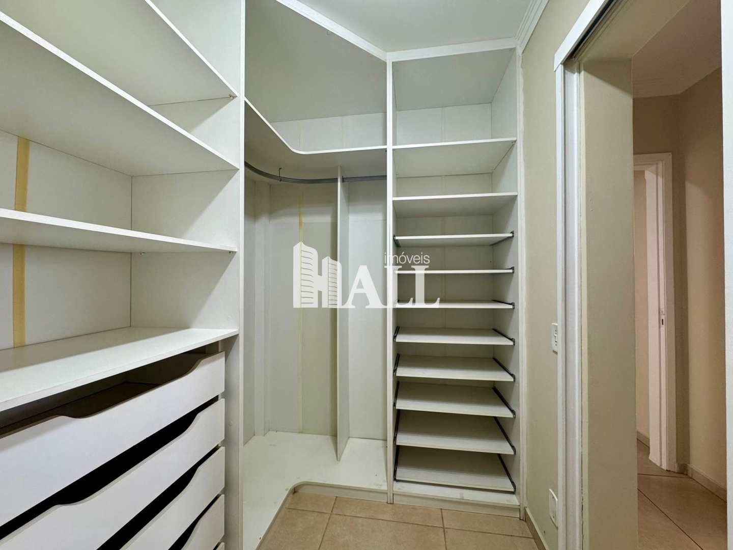 Apartamento à venda com 3 quartos, 107m² - Foto 16