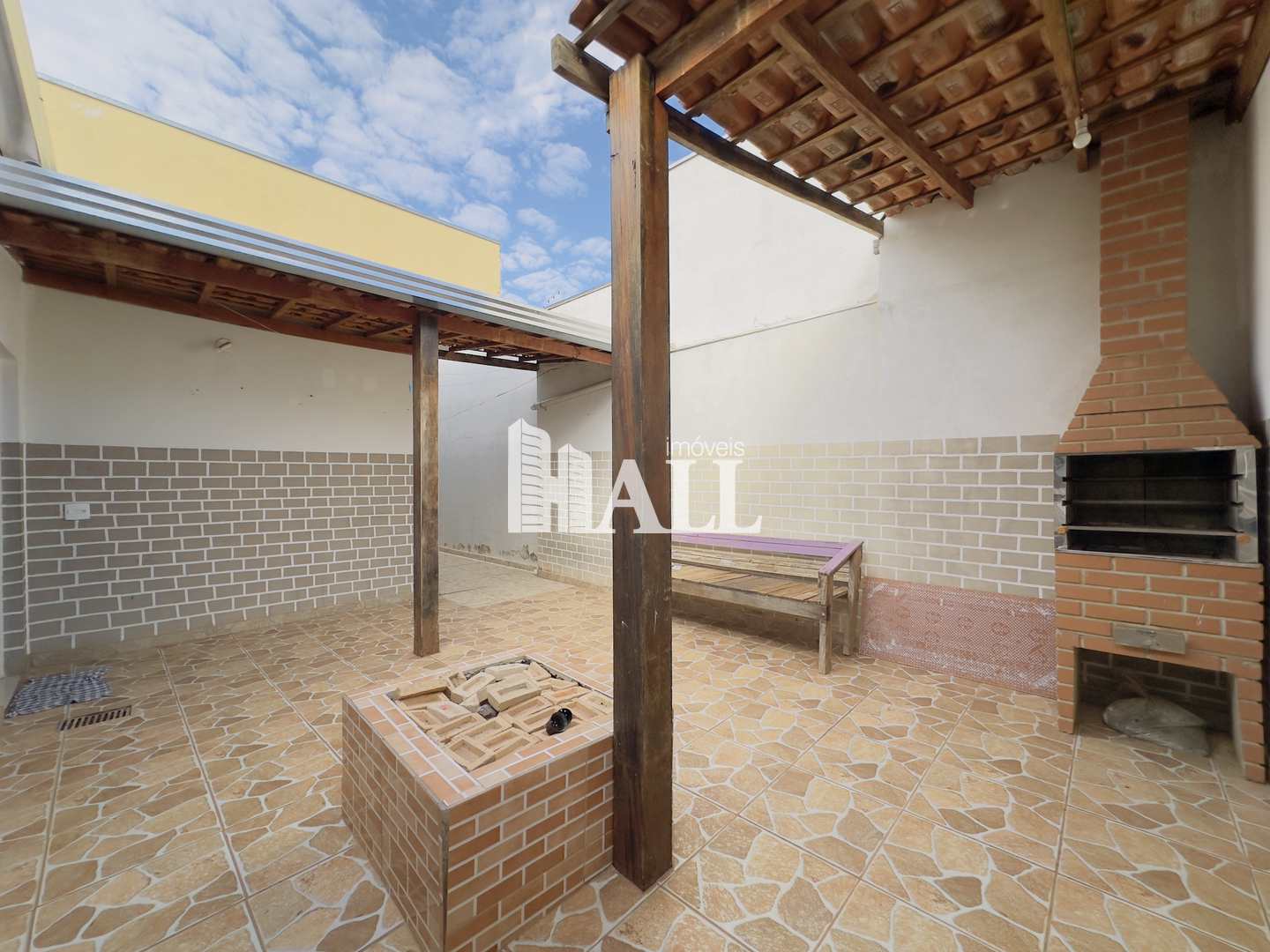 Casa à venda com 2 quartos, 150m² - Foto 14