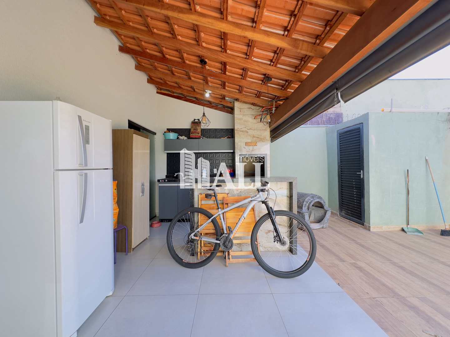 Casa à venda com 3 quartos, 110m² - Foto 11