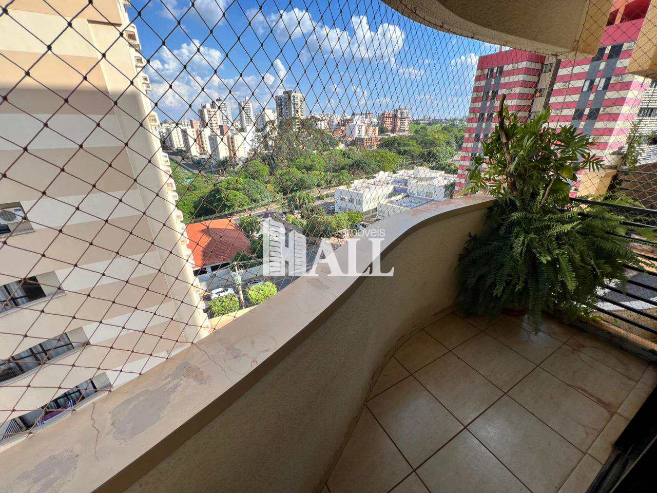 Apartamento à venda com 2 quartos, 78m² - Foto 1