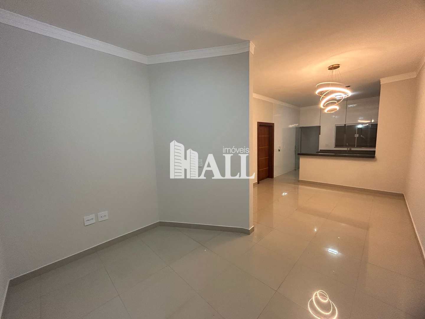 Casa à venda com 3 quartos, 126m² - Foto 2