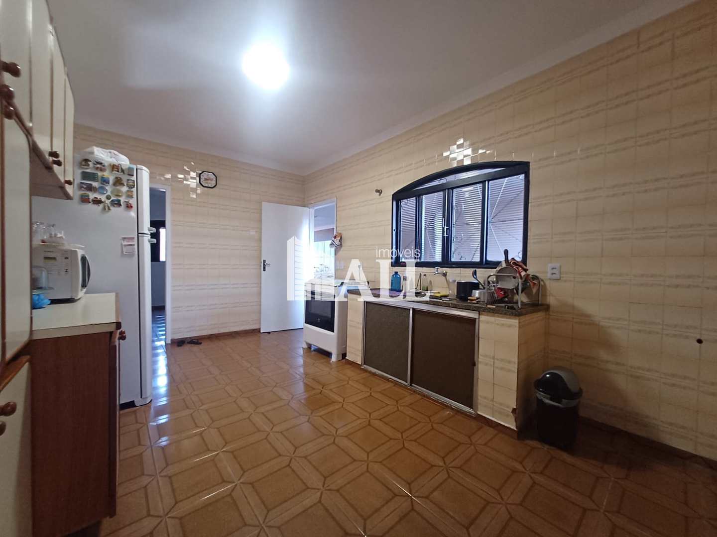 Casa à venda com 3 quartos, 150m² - Foto 7