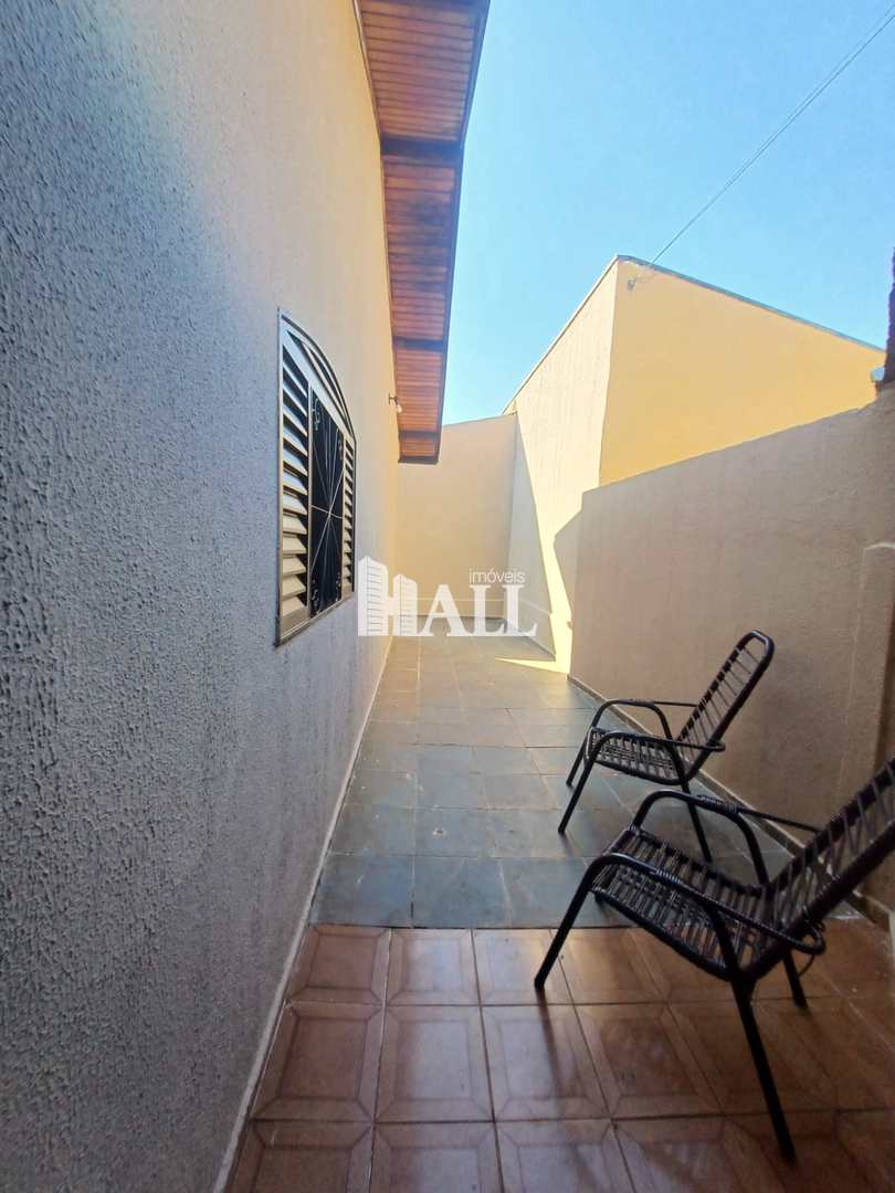 Casa à venda com 3 quartos, 150m² - Foto 11