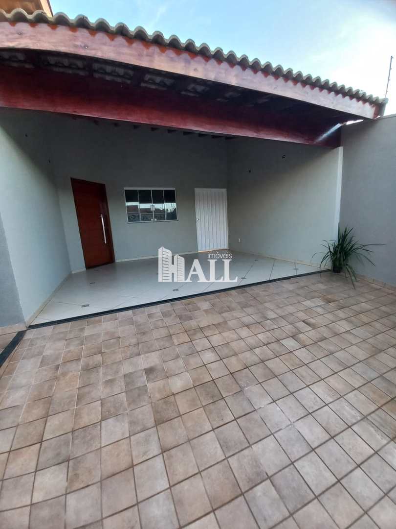 Casa à venda com 3 quartos, 115m² - Foto 1