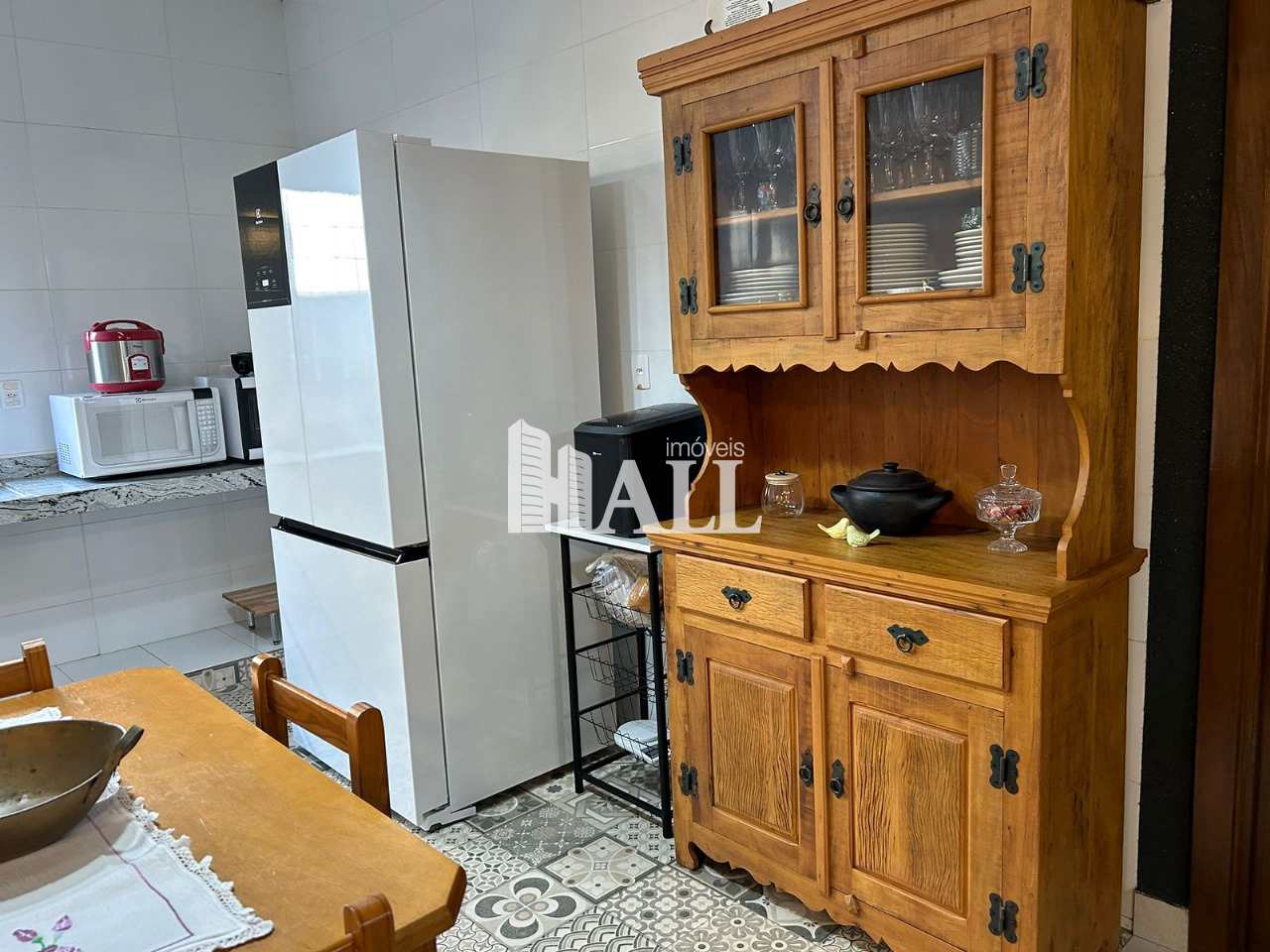 Casa à venda com 3 quartos, 170m² - Foto 2