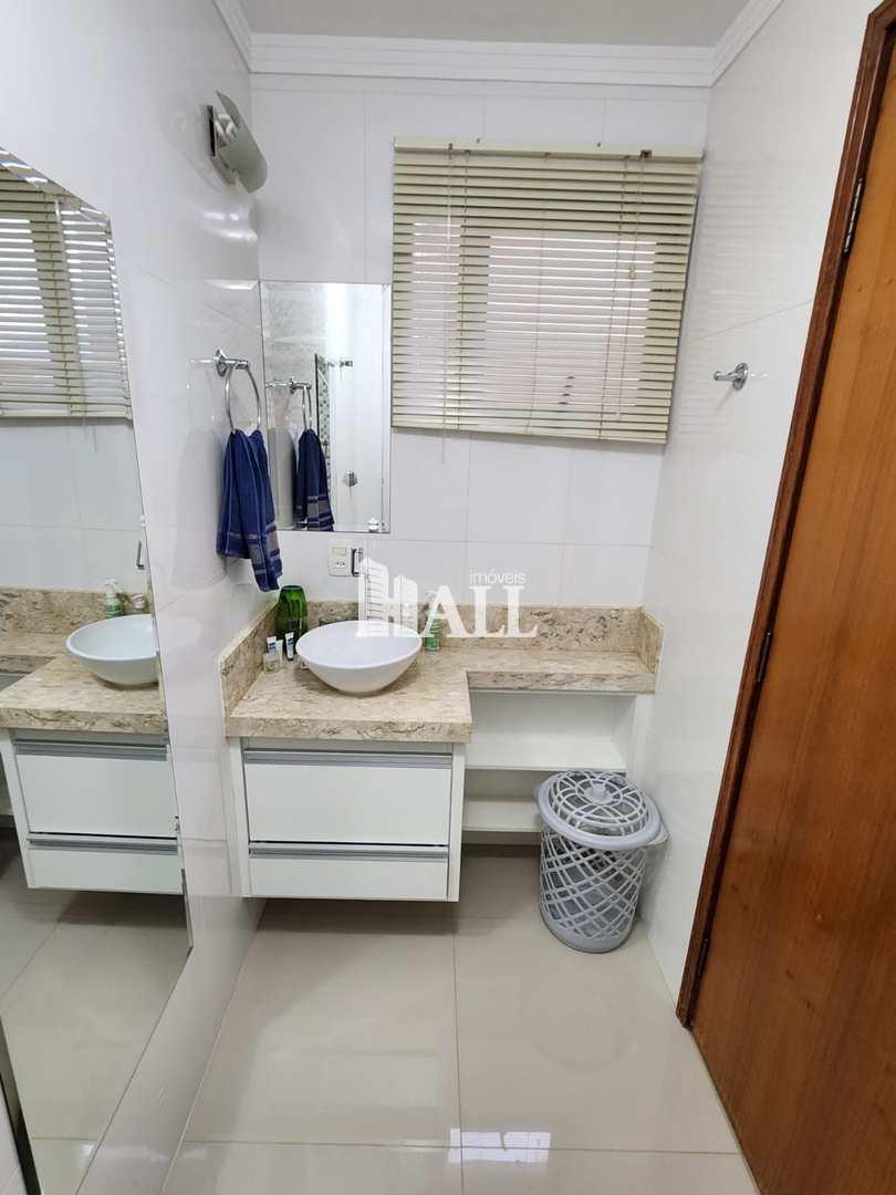 Apartamento à venda com 3 quartos, 98m² - Foto 18