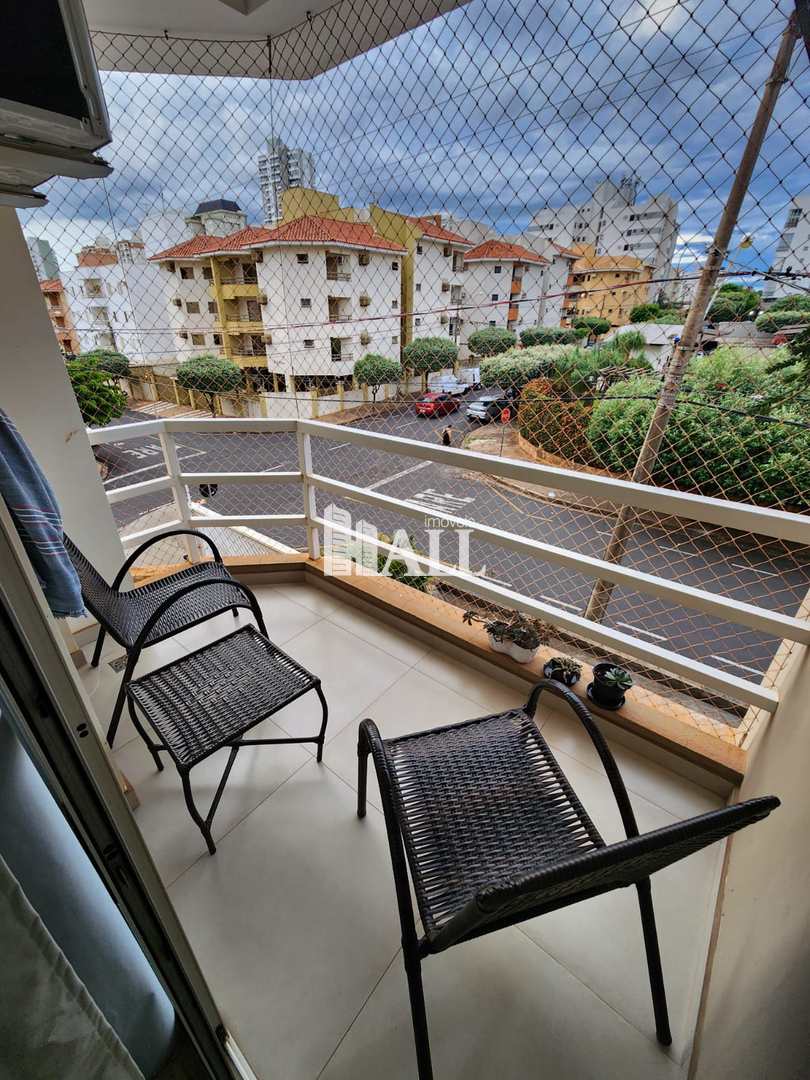 Apartamento à venda com 3 quartos, 98m² - Foto 9