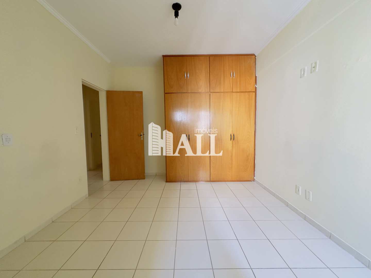 Apartamento à venda com 3 quartos, 112m² - Foto 3