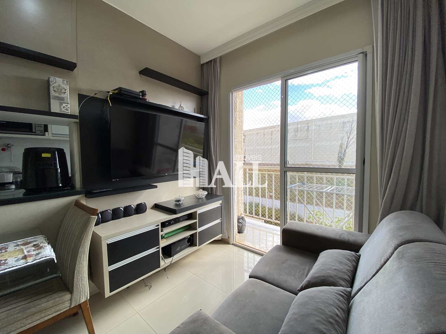 Apartamento à venda com 2 quartos, 45m² - Foto 2