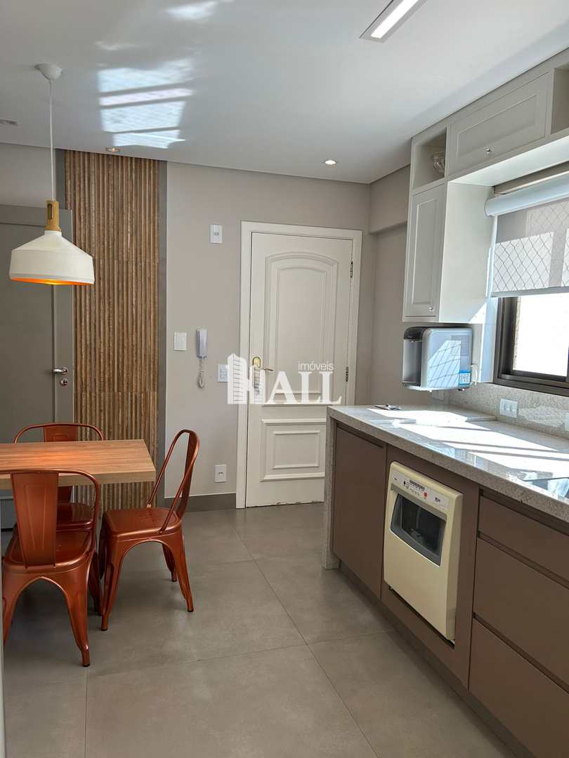 Apartamento à venda com 3 quartos, 125m² - Foto 2