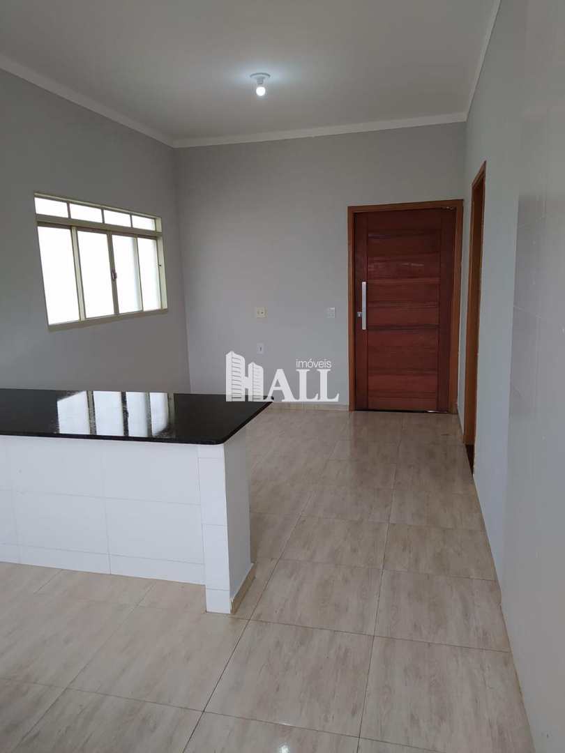 Casa à venda com 2 quartos, 57m² - Foto 2