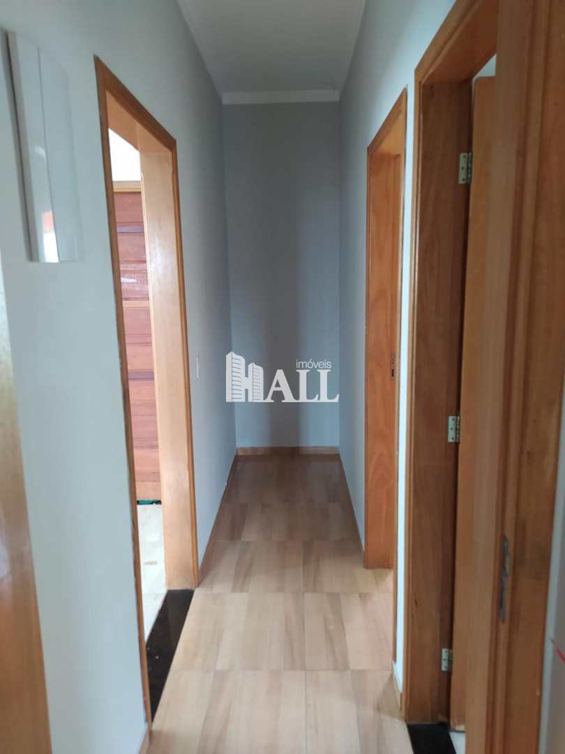 Casa à venda com 2 quartos, 57m² - Foto 4