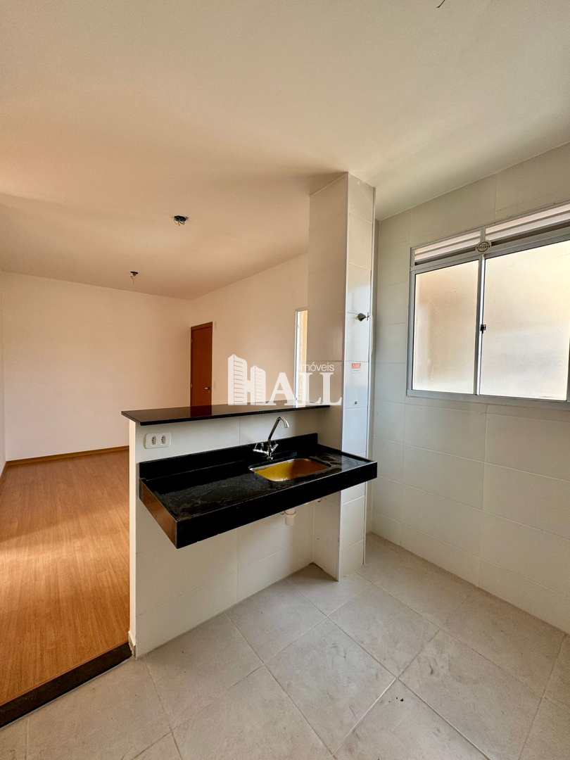 Apartamento à venda com 2 quartos, 45m² - Foto 2