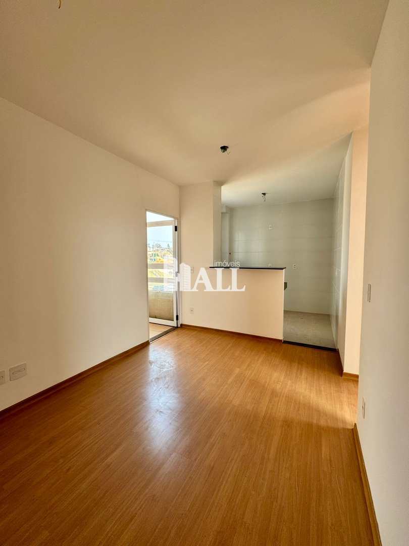 Apartamento à venda com 2 quartos, 45m² - Foto 3