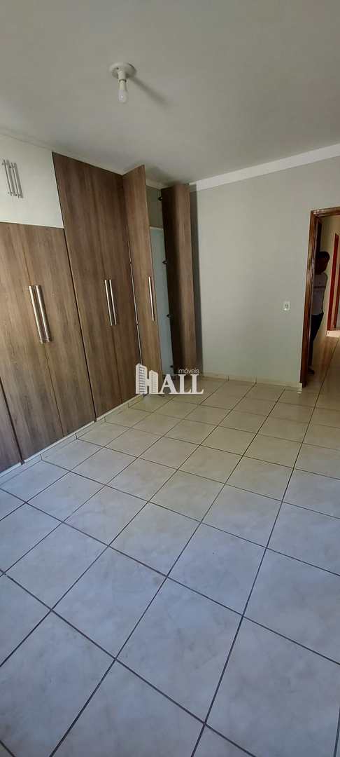 Casa à venda com 3 quartos, 200m² - Foto 10