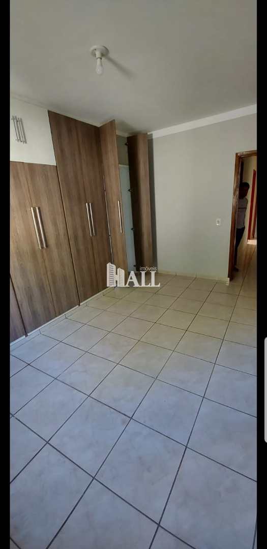 Casa à venda com 3 quartos, 200m² - Foto 11