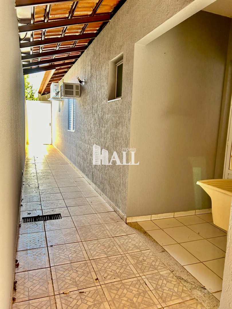 Casa à venda com 3 quartos, 120m² - Foto 4