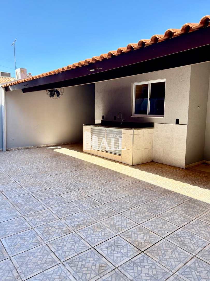 Casa à venda com 3 quartos, 120m² - Foto 1