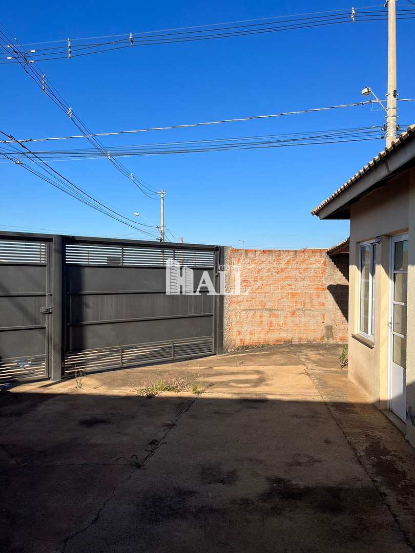 Casa à venda com 2 quartos, 47m² - Foto 3