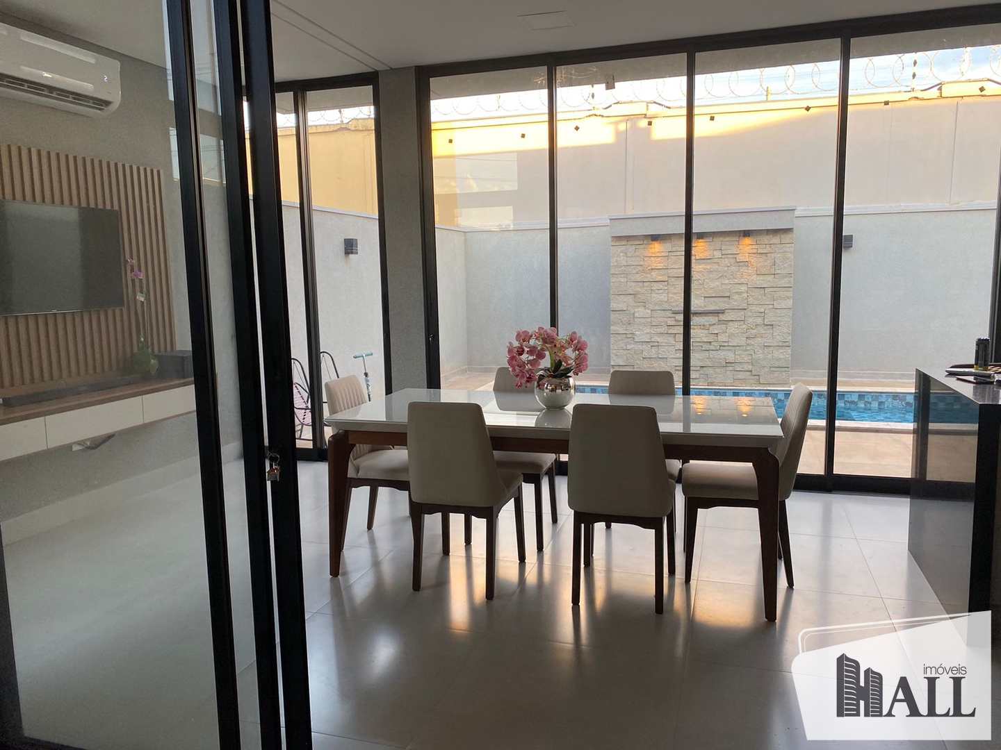 Casa de Condomínio à venda com 3 quartos, 208m² - Foto 5