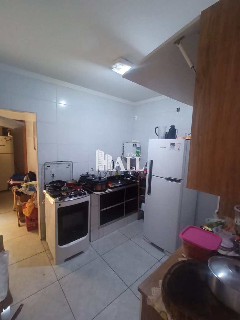 Apartamento à venda com 3 quartos, 86m² - Foto 2