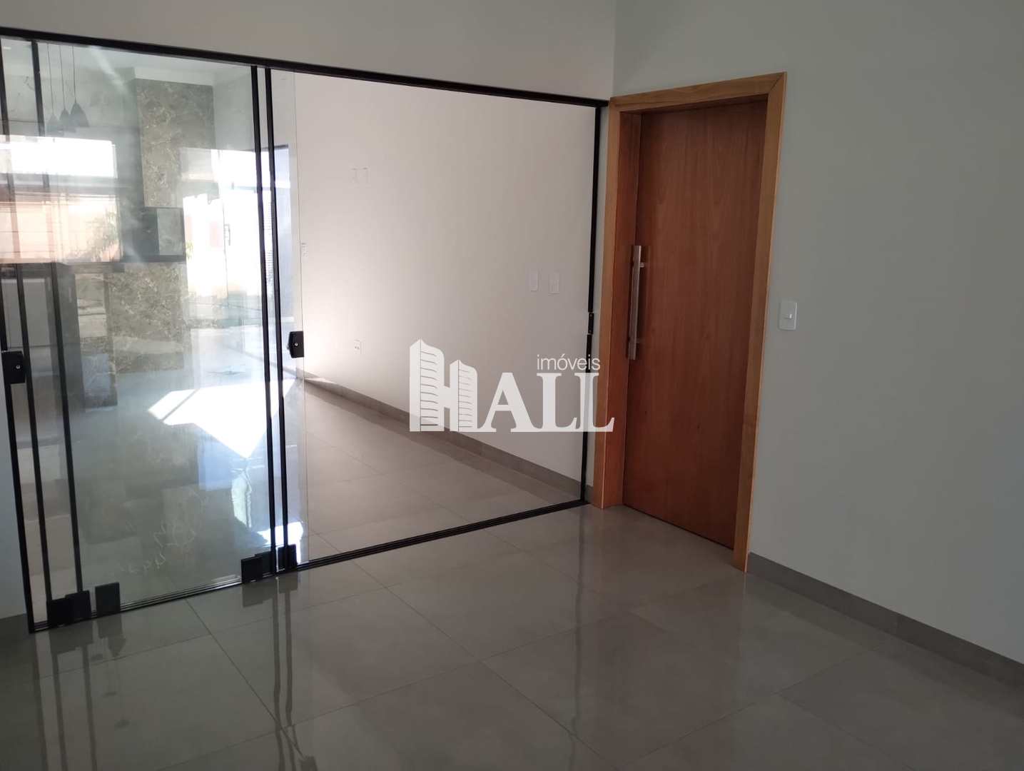 Casa à venda com 3 quartos, 120m² - Foto 4