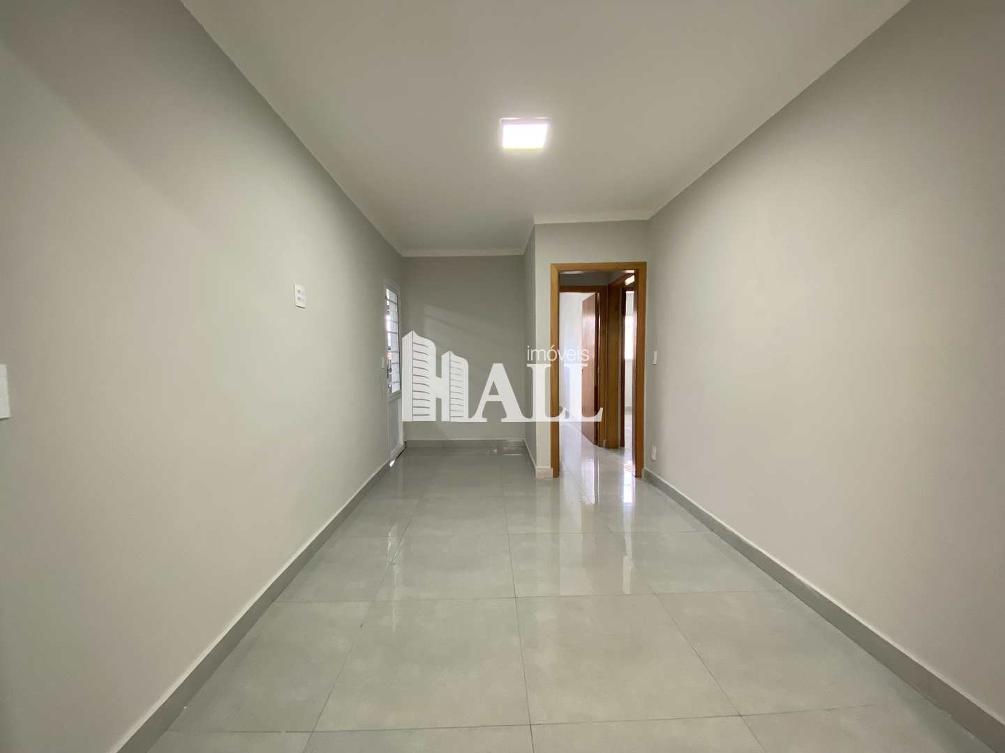 Casa à venda com 3 quartos, 145m² - Foto 4