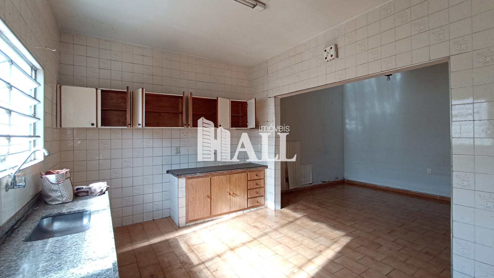 Casa à venda com 3 quartos, 360m² - Foto 8