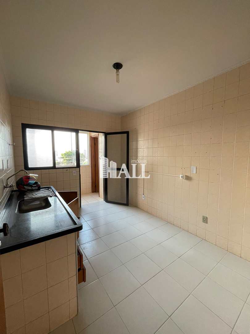 Apartamento à venda com 3 quartos, 98m² - Foto 1