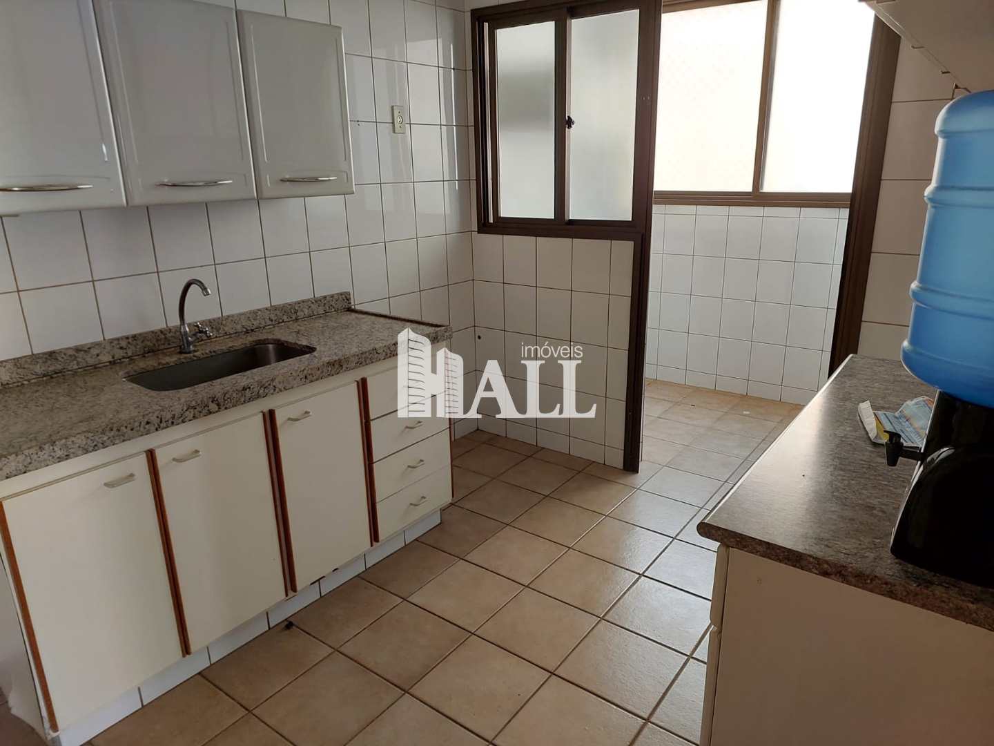 Apartamento à venda com 2 quartos, 68m² - Foto 1