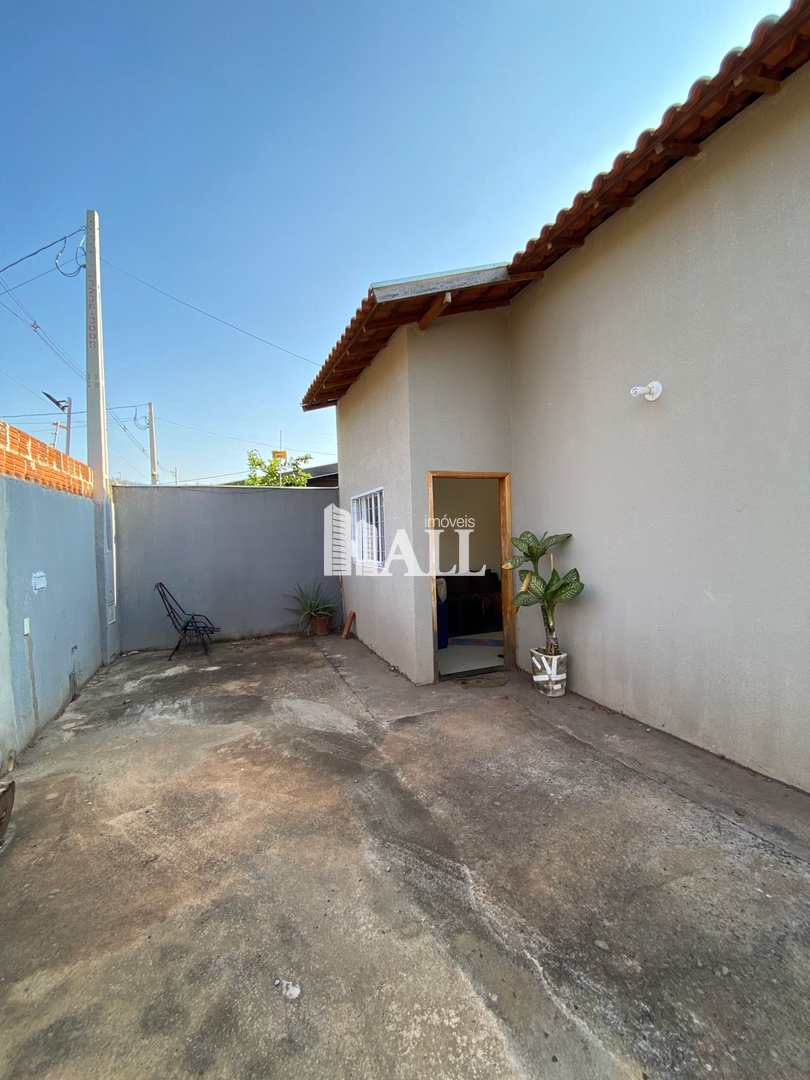 Casa à venda com 2 quartos, 58m² - Foto 11