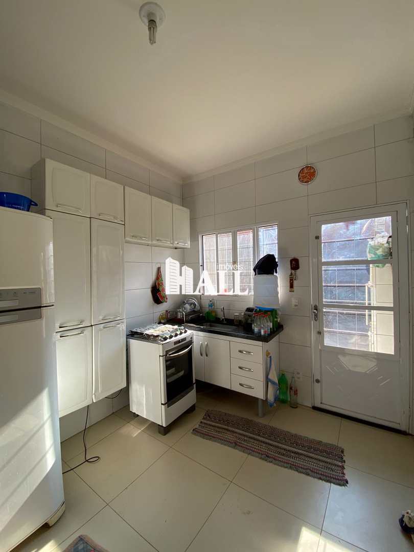 Casa à venda com 2 quartos, 58m² - Foto 13