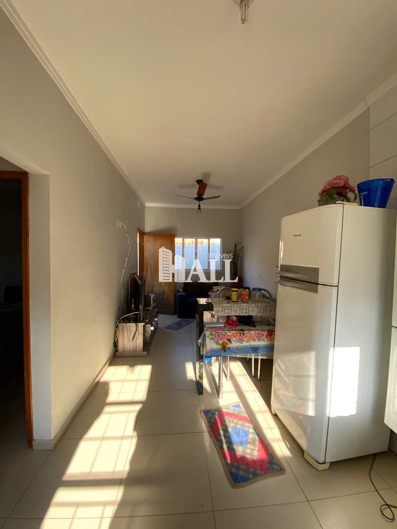 Casa à venda com 2 quartos, 58m² - Foto 3