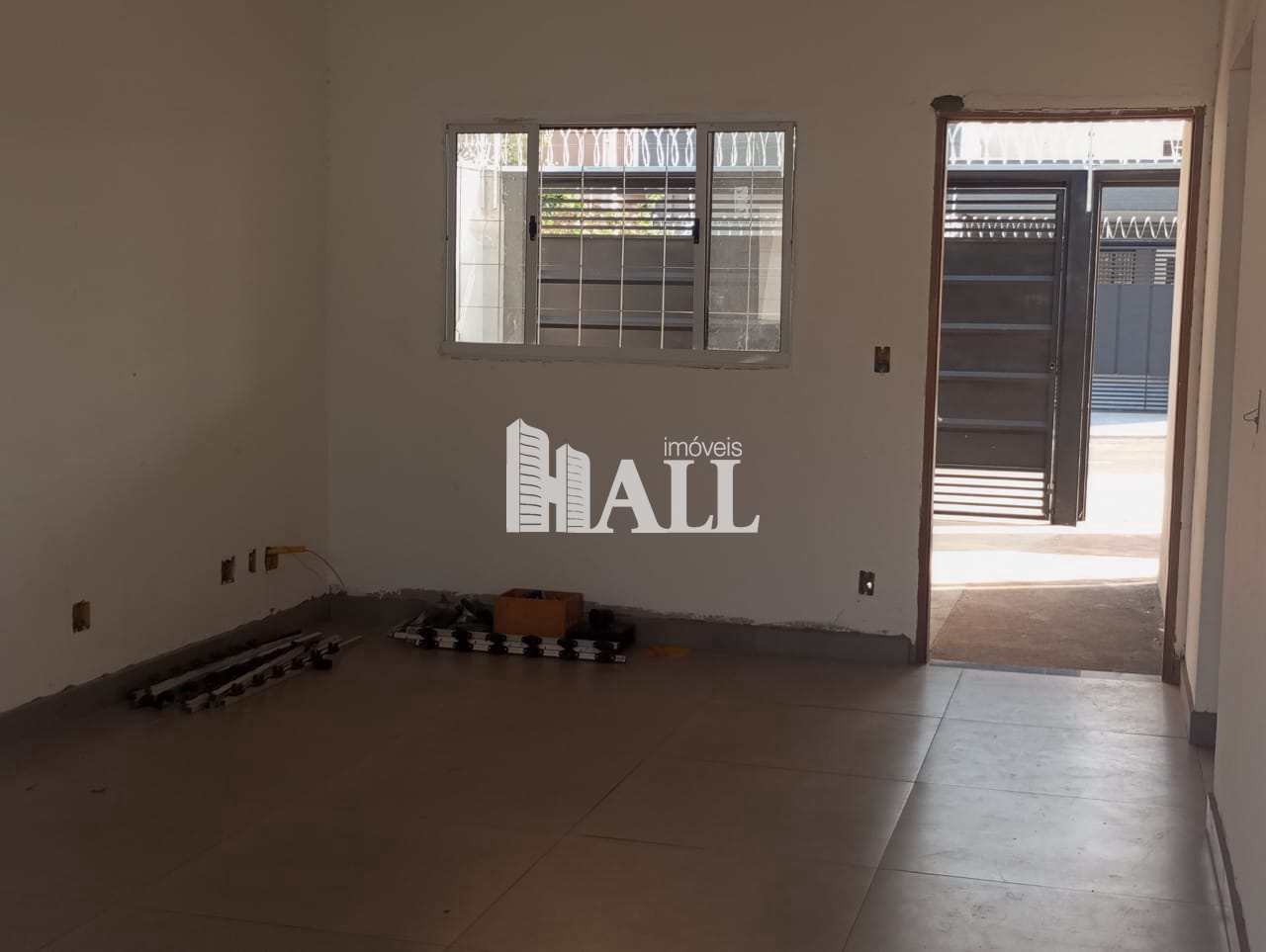 Casa à venda com 3 quartos, 200m² - Foto 2