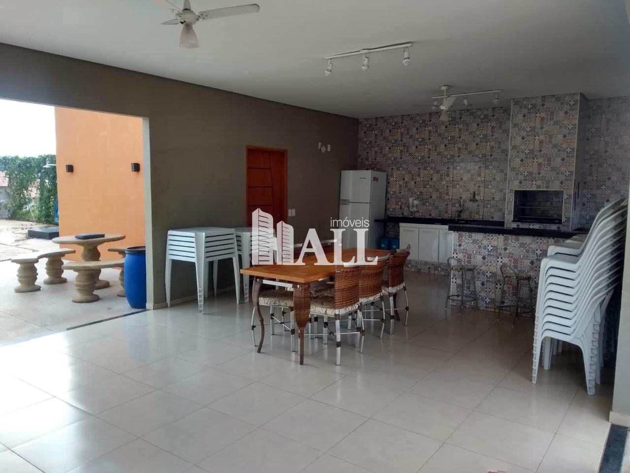 Casa à venda com 1 quarto, 93m² - Foto 2