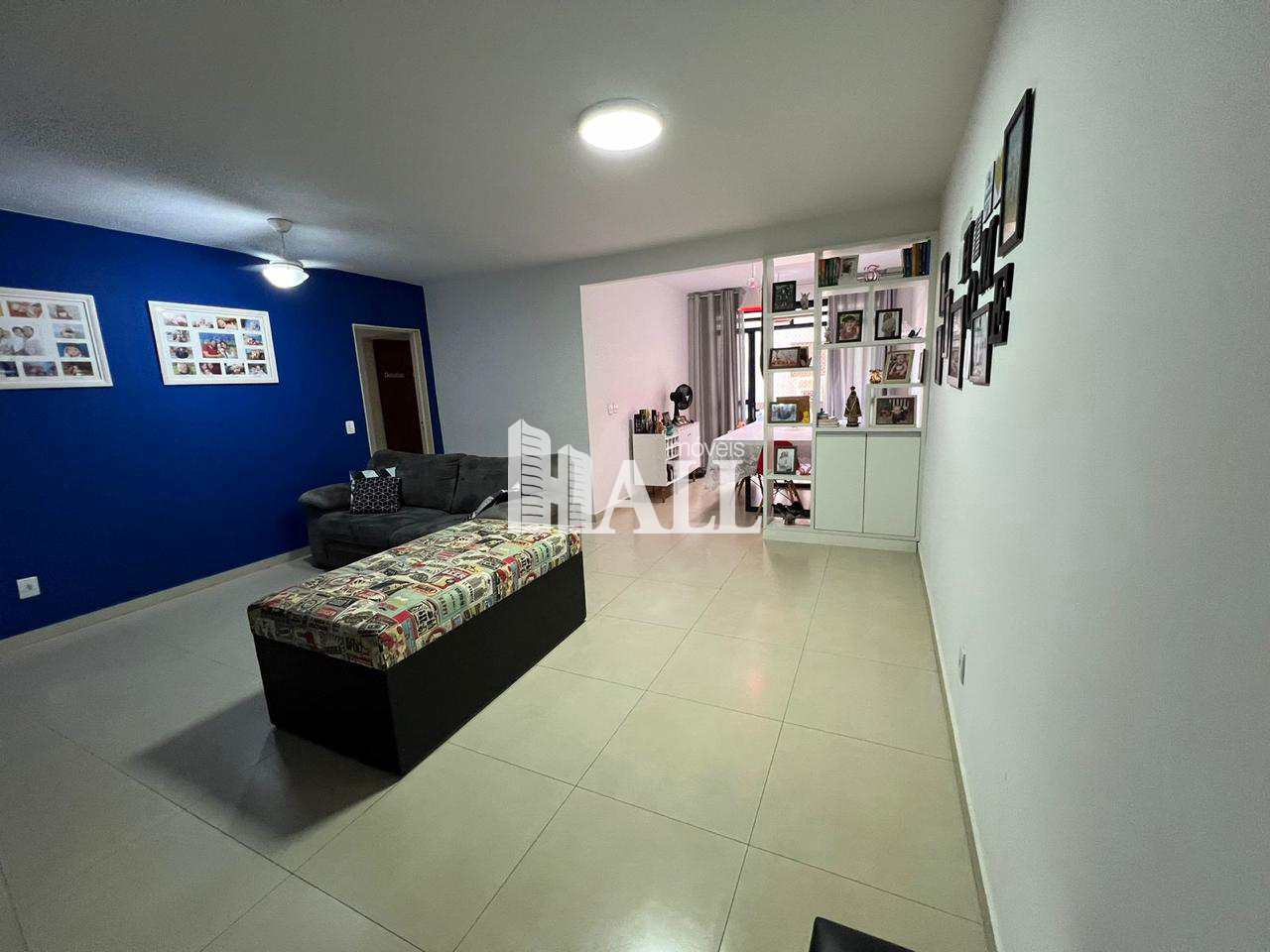 Apartamento à venda com 3 quartos, 113m² - Foto 3