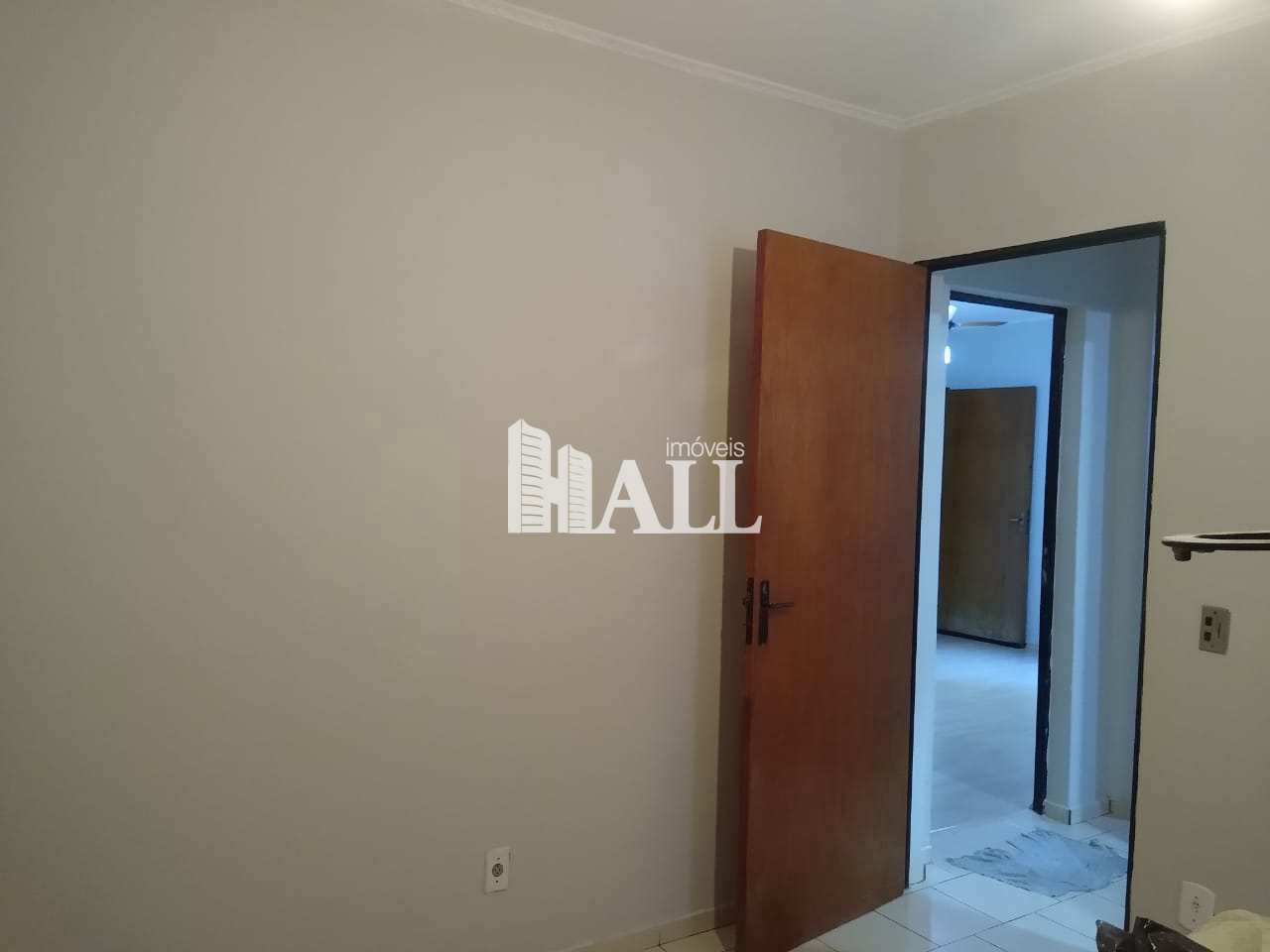 Apartamento à venda com 2 quartos, 72m² - Foto 3