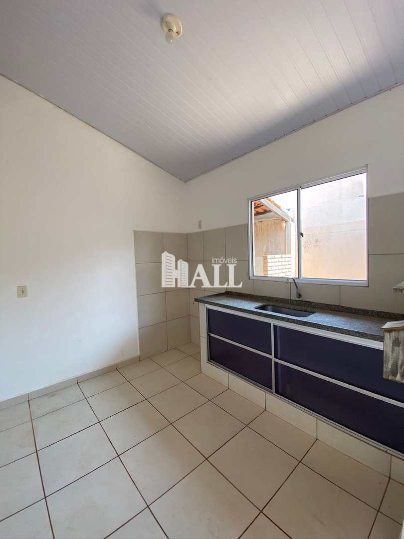 Casa de Condomínio à venda com 2 quartos, 40m² - Foto 1