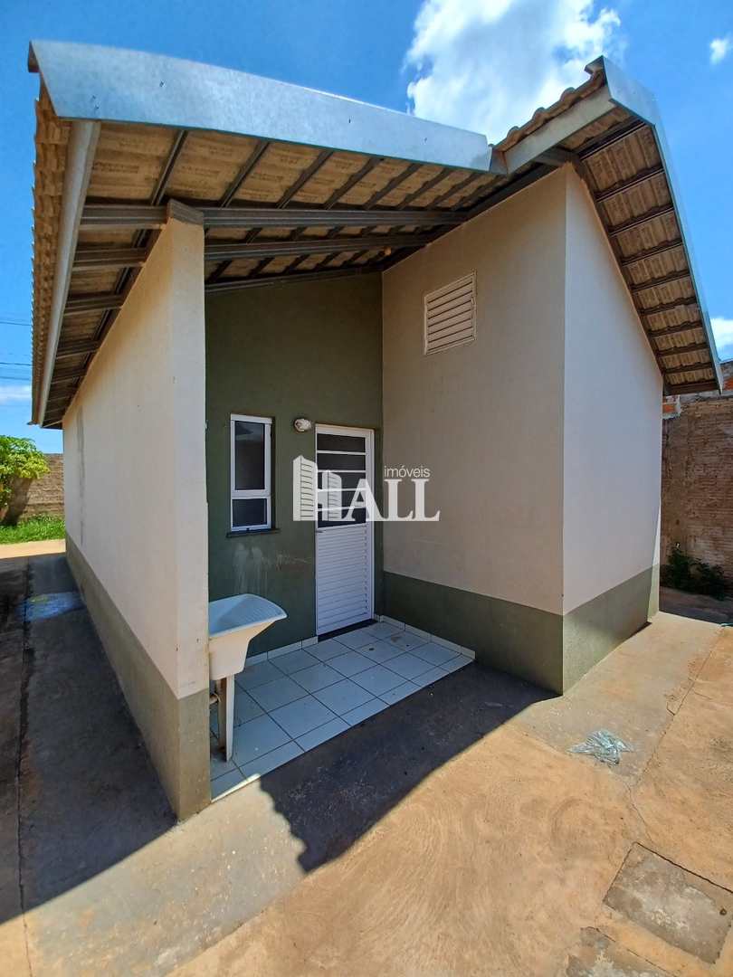 Casa à venda com 2 quartos, 45m² - Foto 12