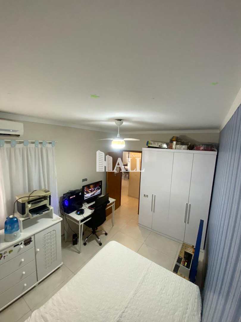 Casa à venda com 2 quartos, 140m² - Foto 9