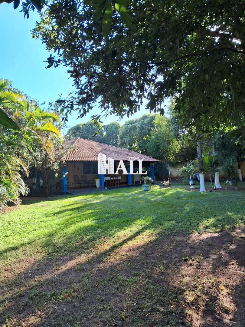 Chácara à venda com 2 quartos, 150m² - Foto 8