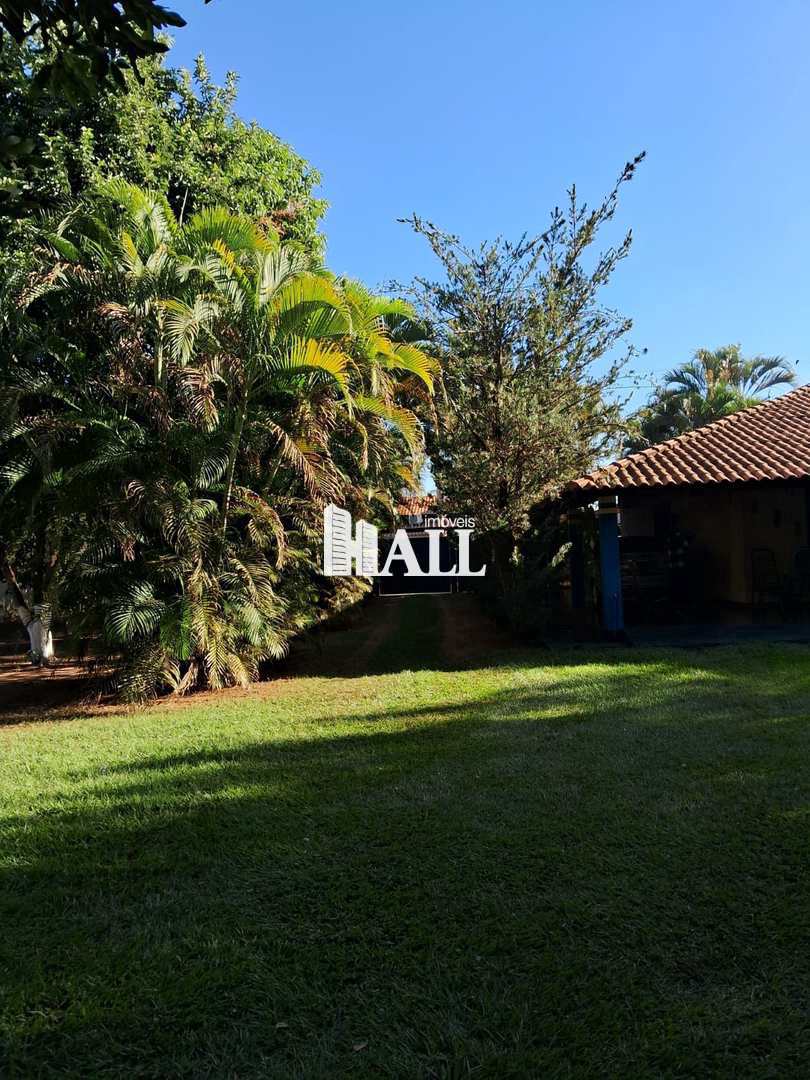 Chácara à venda com 2 quartos, 150m² - Foto 12