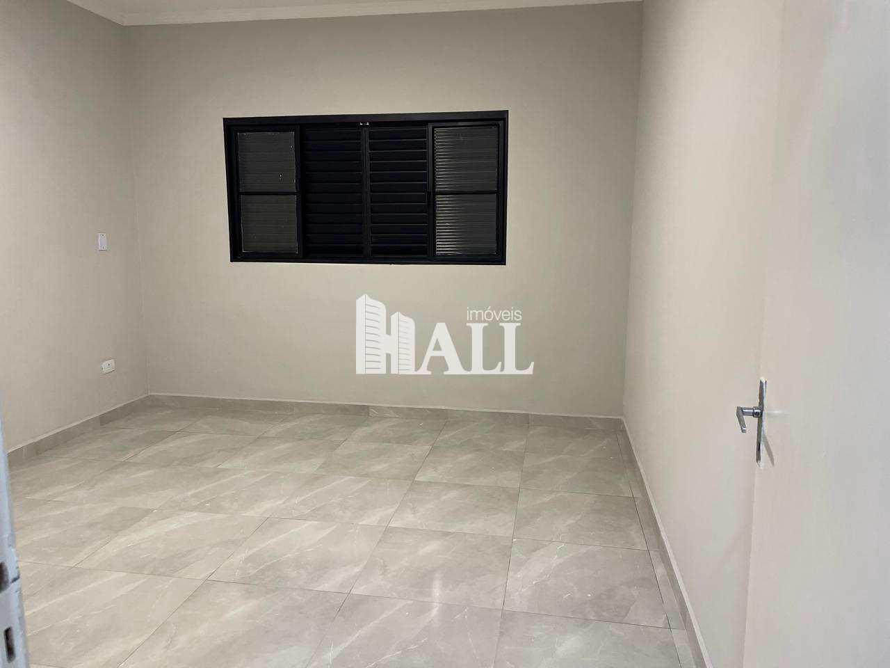 Casa à venda com 2 quartos, 315m² - Foto 5