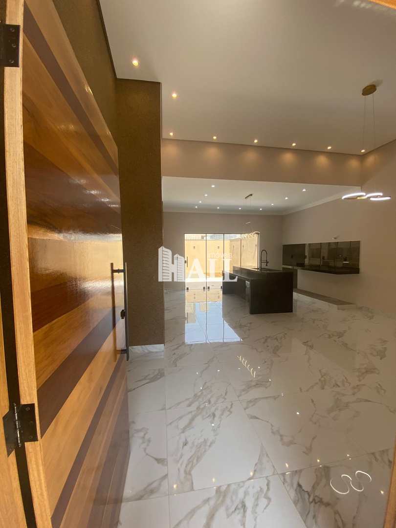 Casa à venda com 3 quartos, 123m² - Foto 2