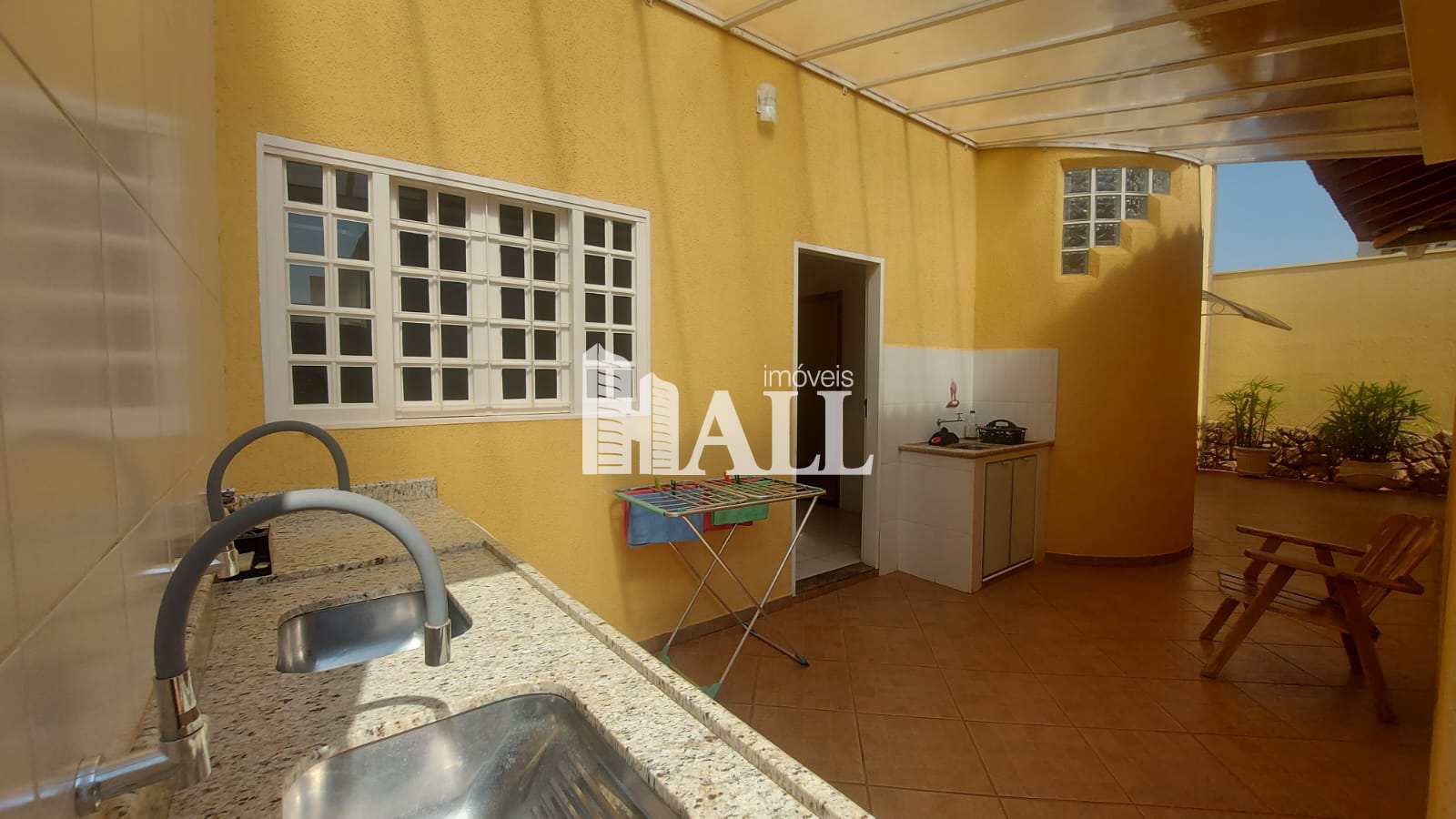 Casa à venda com 5 quartos, 290m² - Foto 25