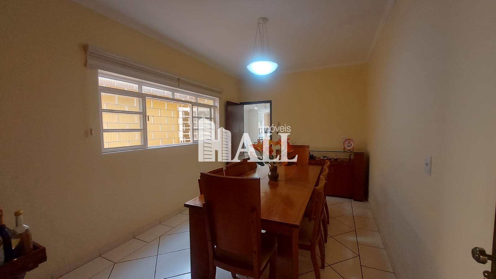 Casa à venda com 5 quartos, 290m² - Foto 2