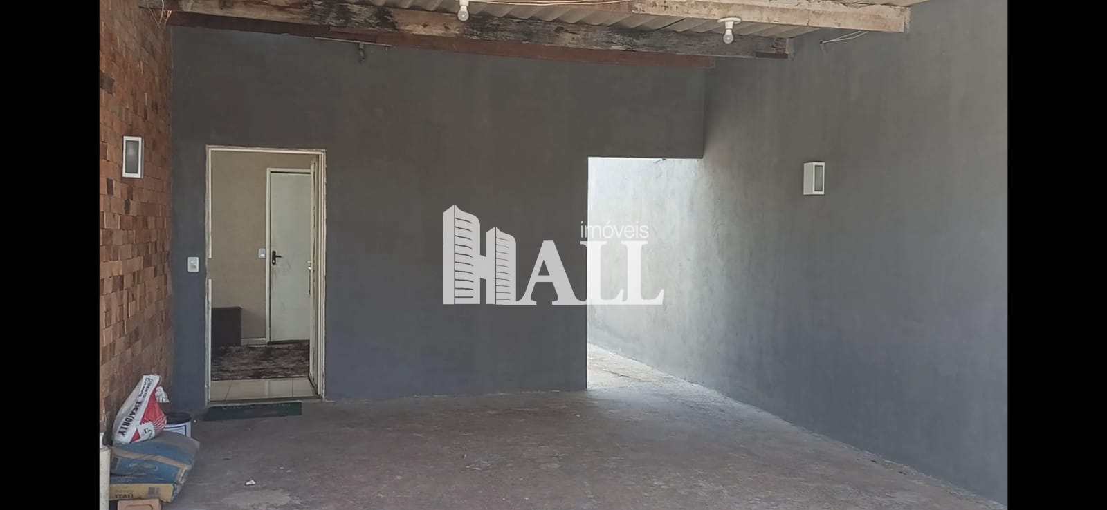 Casa à venda com 3 quartos, 110m² - Foto 1